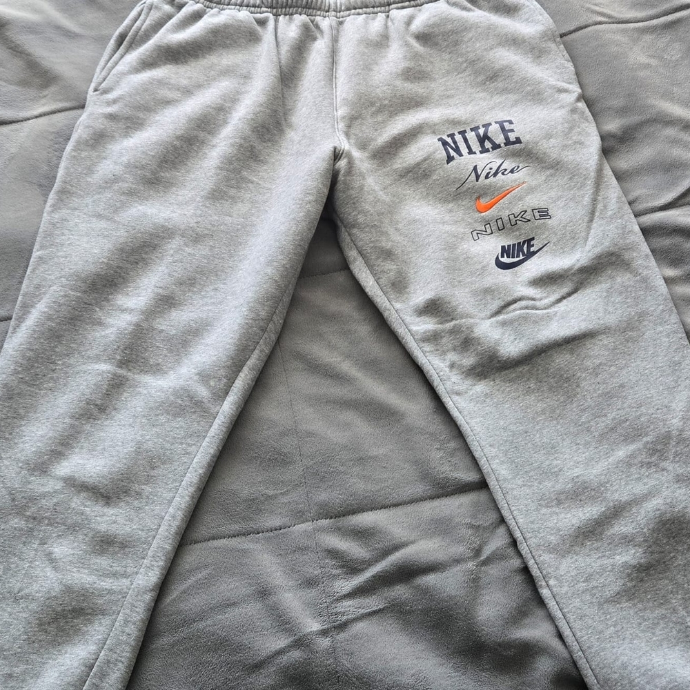 Nike Gray Mens Sweatpants